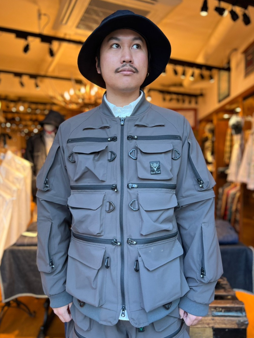 MULTI-POCKET ZIPPED 2WAY JACKET サウスツーウェストエイト